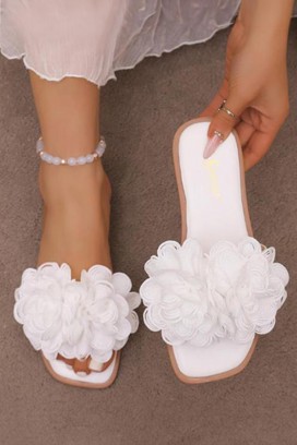 женски влечки LERMOLA WHITE